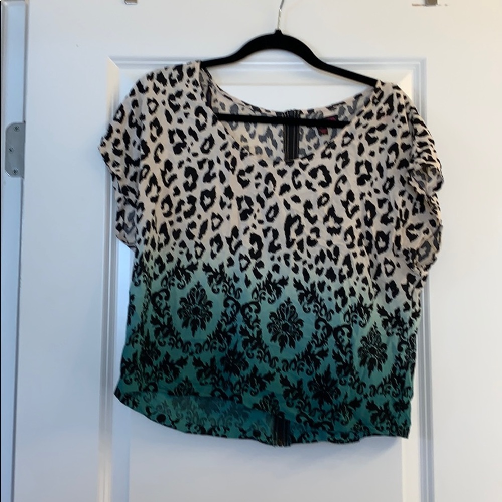 Material Girl Creme/Black/Green Printed Top M